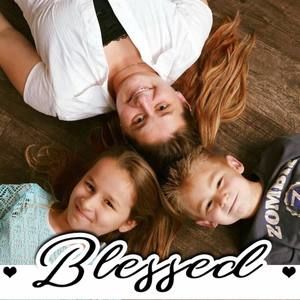 Meet your Posher, Desireé